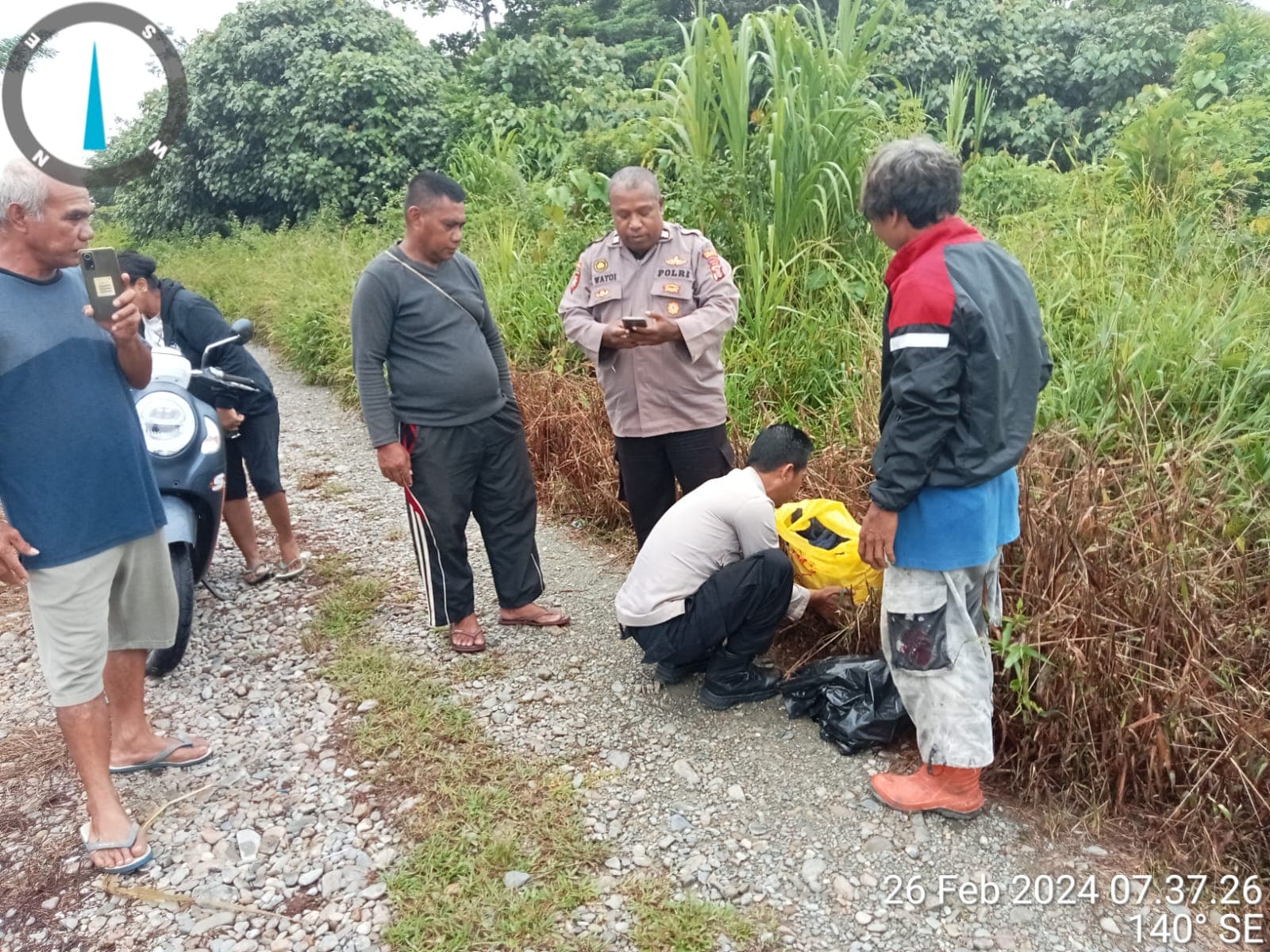 Ilustrasi berita MIMIKA: Tali Pusar Masih Melekat, Bayi Berusia Satu Hari Ditemukan di Dalam Plastik di Jembatan Waker SP 5