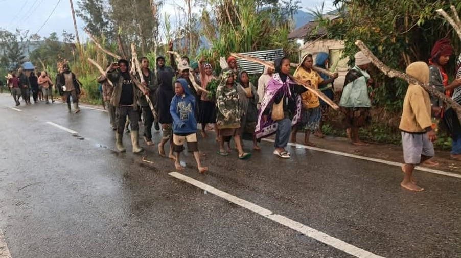 Ilustrasi berita BERITA UTAMA: Warga Kampung Onago, Deiyai Jalankan Program Diakonia Fokus Bantu Warga Berduka dan Ibu Melahirkan
