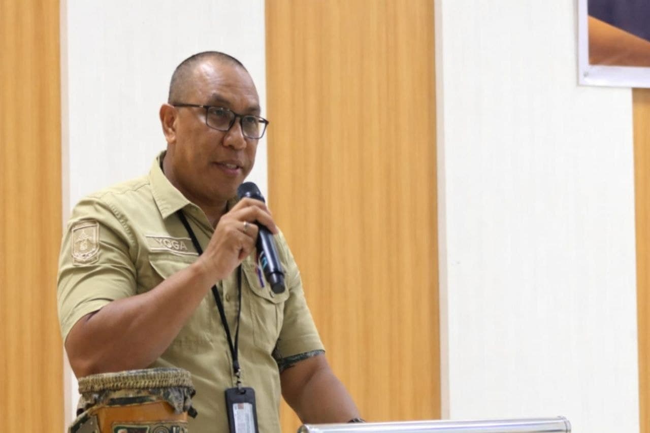 Ilustrasi berita MIMIKA: Tahun Kedua Kepemimpinan Johannes Rettob - Emanuel Kemong Fokus Pembangunan Akses dari Kampung ke Kota