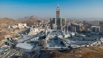 Perkiraan Cuaca Mekkah saat Puncak Haji 2026: Panas Ekstrem dan Angin Kencang
