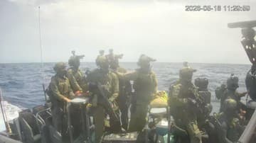 Ilustrasi berita INTERNASIONAL: Kemlu Ungkap Dua WNI Masih Berada di Kapal Flotilla Berpotensi Ditangkap Israel