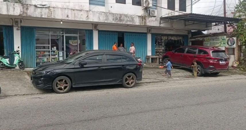 Ilustrasi berita MIMIKA: ASN PUPR Mimika Jadi Korban Pecah Kaca, Laptop dan Dokumen Penting Raib Digondol Maling