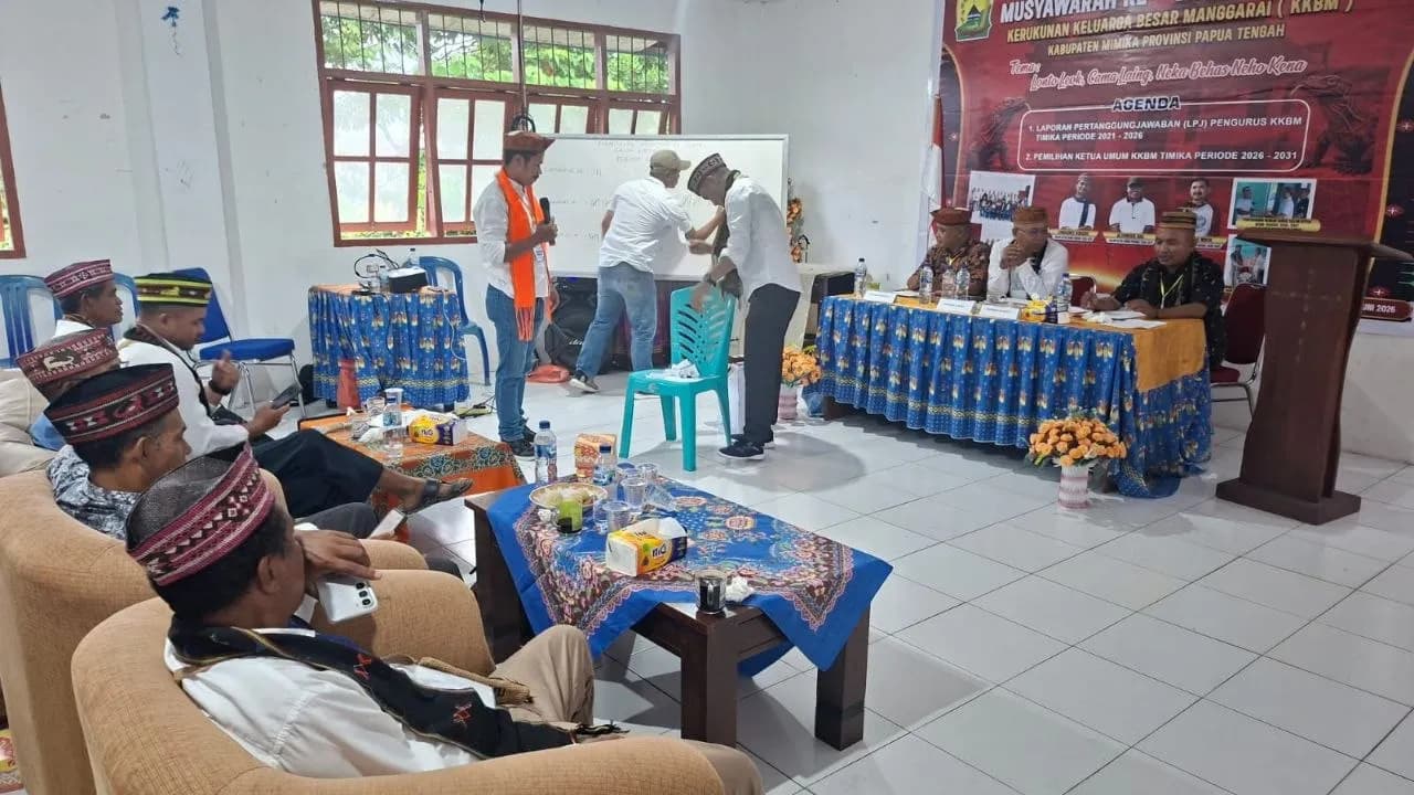 Ilustrasi berita Mimika: Musyawarah VIII KKBM Timika Berlangsung Sukses, Alfonsius Abu Terpilih Jadi Ketua Umum Periode 2026-2031