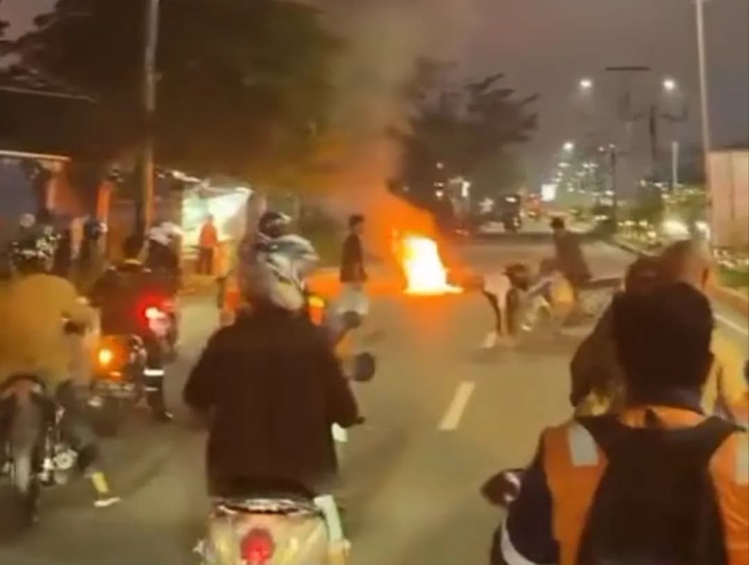 Ilustrasi berita Mimika: Satu Unit Sepeda Motor Terbakar di Jalan Cenderawasih Timika