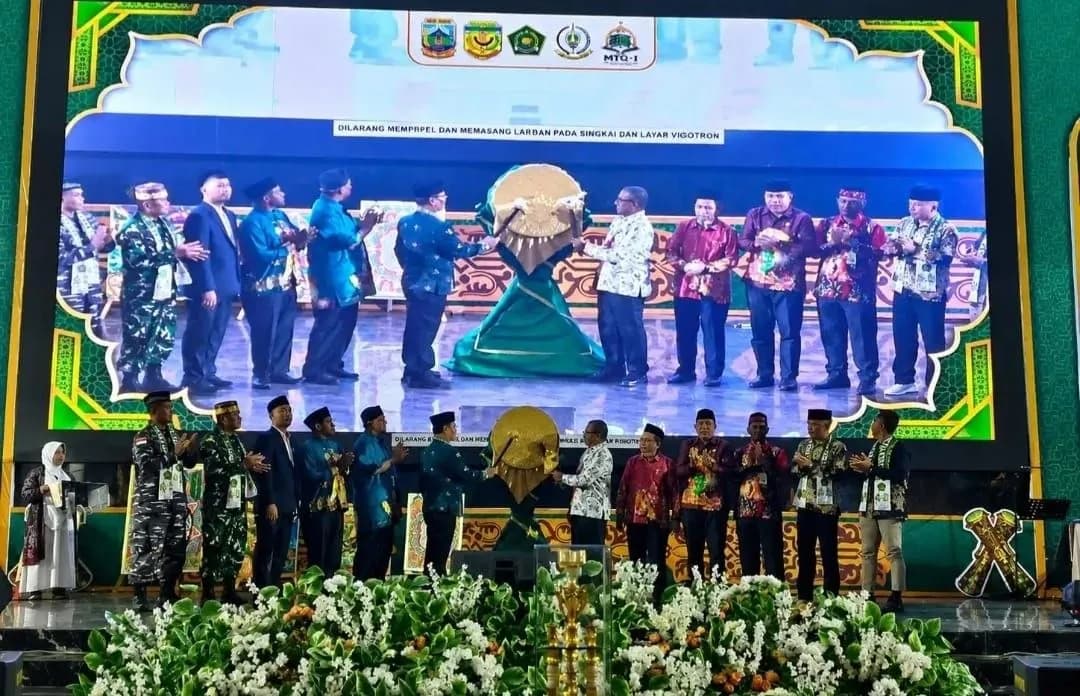 Ilustrasi berita Mimika: Mimika Sabet Juara Umum MTQ I Papua Tengah 2026, Borong Gelar Terbaik di Berbagai Cabang Lomba