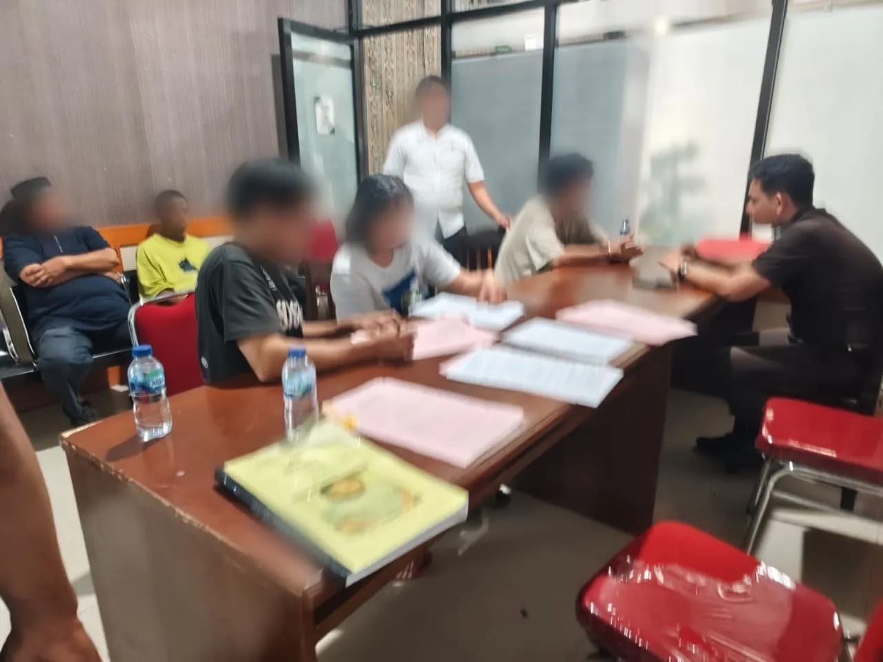 Ilustrasi berita Mimika: Dihantam Palu, Siswa Magang Tewas di Kuala Kencana, Pelaku Diserahkan ke Kejaksaan Negeri Mimika
