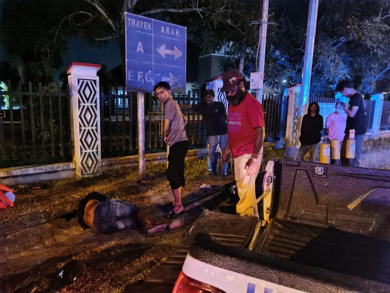 Ilustrasi berita Mimika: Tabrak Trotoar Depan Gereja Katedral Tiga Raja Timika, Pengendara Motor Meninggal Dunia