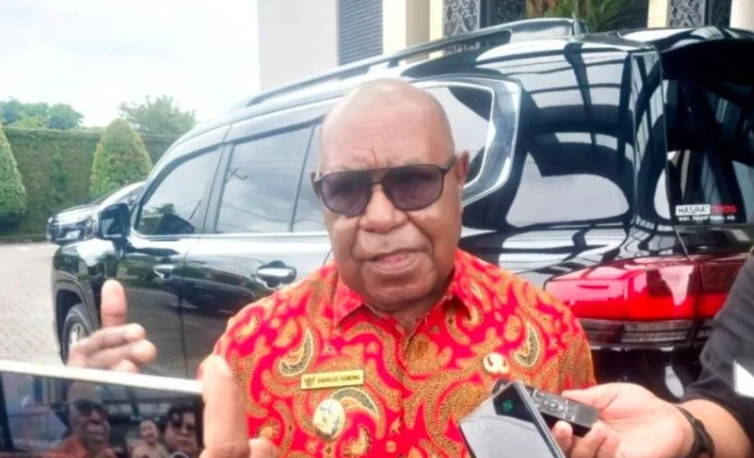 Wakil Bupati Mimika Emanuel Kemong