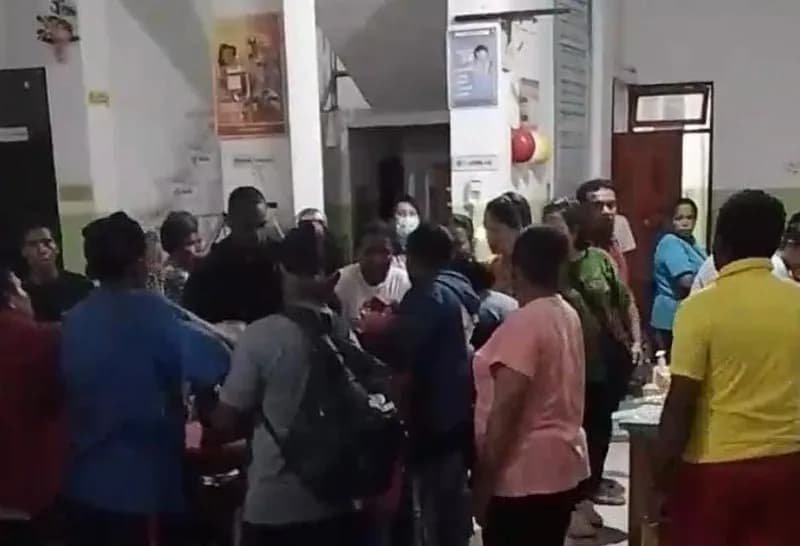 Ilustrasi berita JAYAPURA: Sejumlah Siswa di Distrik Depapre Diduga Keracunan Makanan MBG, Korban Dilarikan ke Puskesmas dan RSUD Yowari