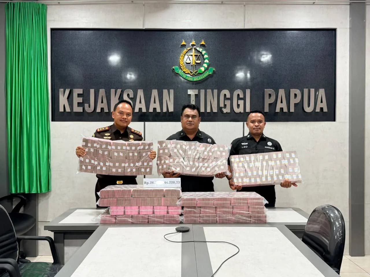 Ilustrasi berita Mimika: Kejari Mimika Tuntaskan Pelunasan Uang Pengganti Rp31,3 Miliar, Terpidana Paulus Kurnala Jalani  Sisa Hukuman 10 Tahun Penjara