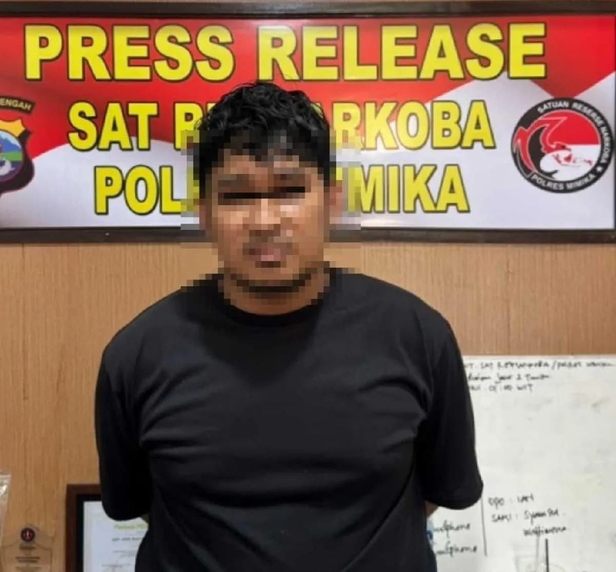 Ilustrasi berita Mimika: Dikirim dari Luar, 20 Paket Sabu Disamarkan dalam Lampu Motor di Timika