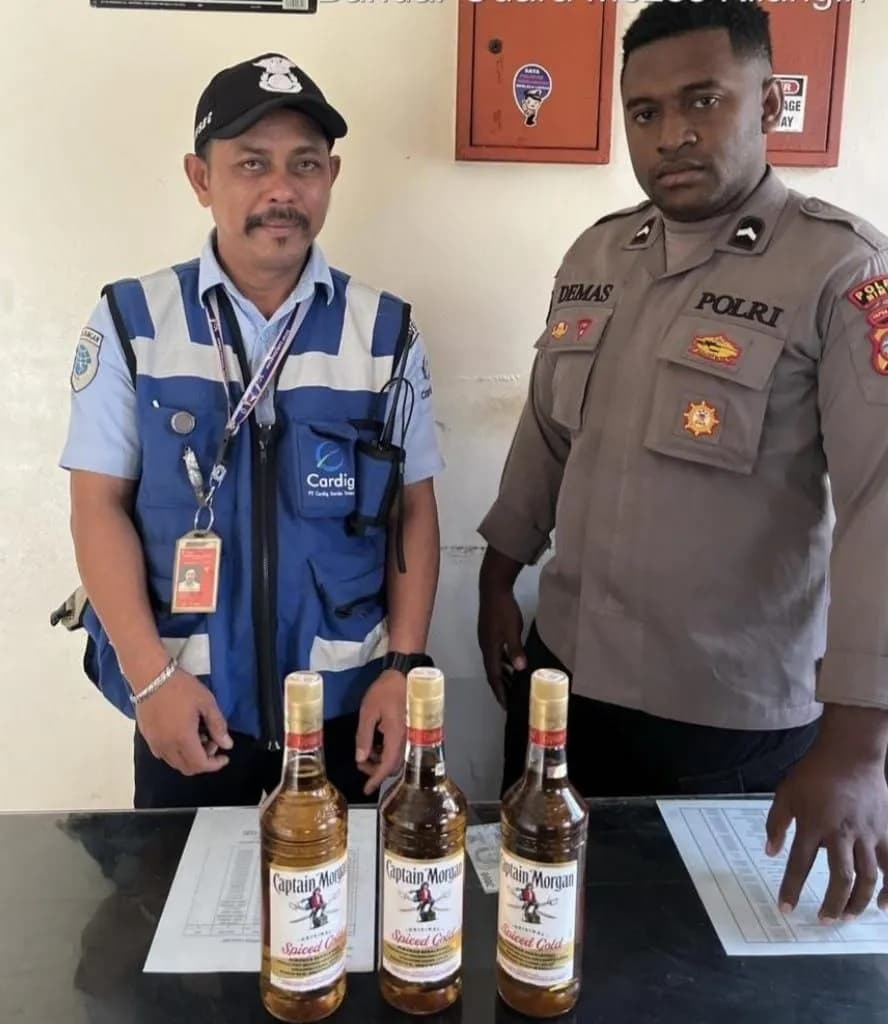 Ilustrasi berita Mimika: Polsek Bandara Mozes Kilangin Gagalkan Penyelundupan Miras ke Ilaga Lewat Jalur Kargo Udara