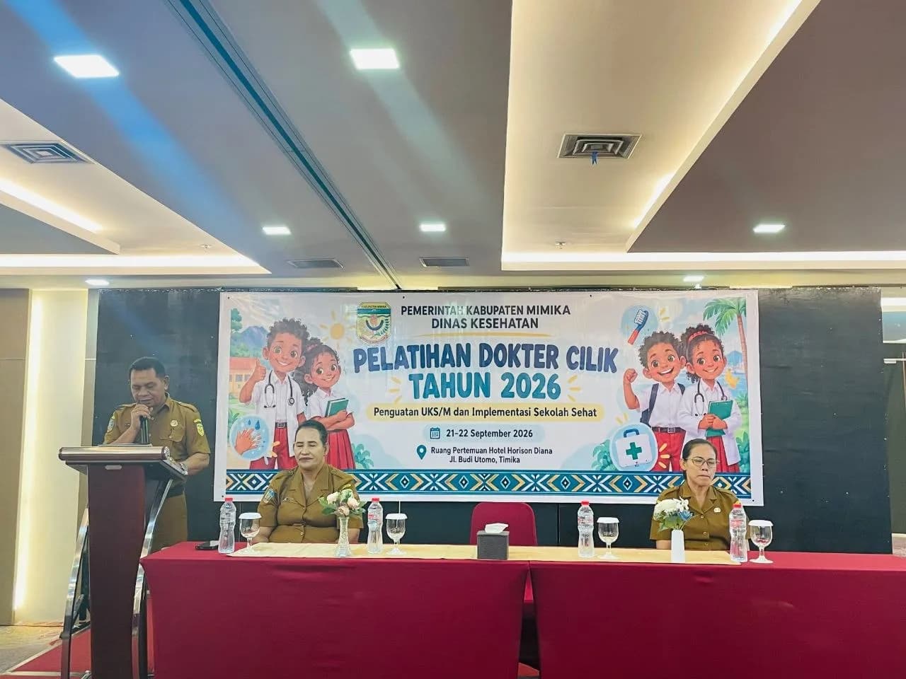 Ilustrasi berita Mimika: 25 Sekolah di Mimika Ikuti Pelatihan Dokter Cilik 2026, Kadis Kesehatan Mimika : Dokter Cilik Bukan Soal Profesi Dokter Tapi...