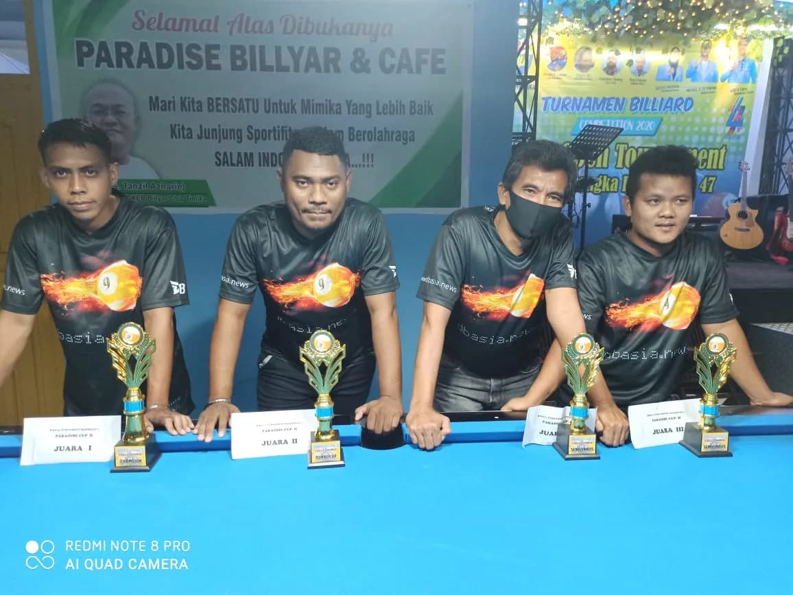 Empat juarawan piala Paradise Cup II