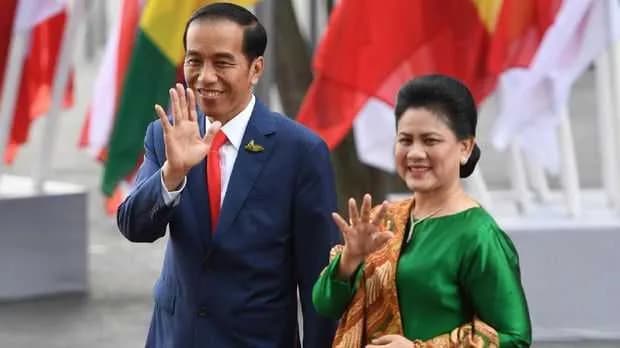 Ilustrasi berita NASIONAL: Presiden Jokowi dan Ibu Negara Negatif COVID-19