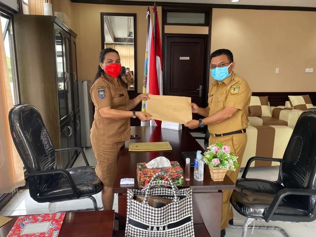 Ilustrasi berita MIMIKA: Resmi, Nicholas Kuahaty Terima Surat Pemberhentian Dengan Tidak Hormat dari ASN