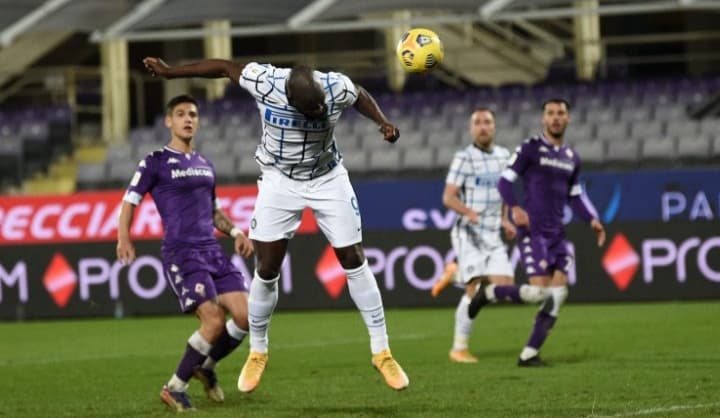 Ilustrasi berita NASIONAL: Dihancurkan Inter Milan Lewat Tambahan Waktu, Fiorentina Terlempar dari Liga Italia