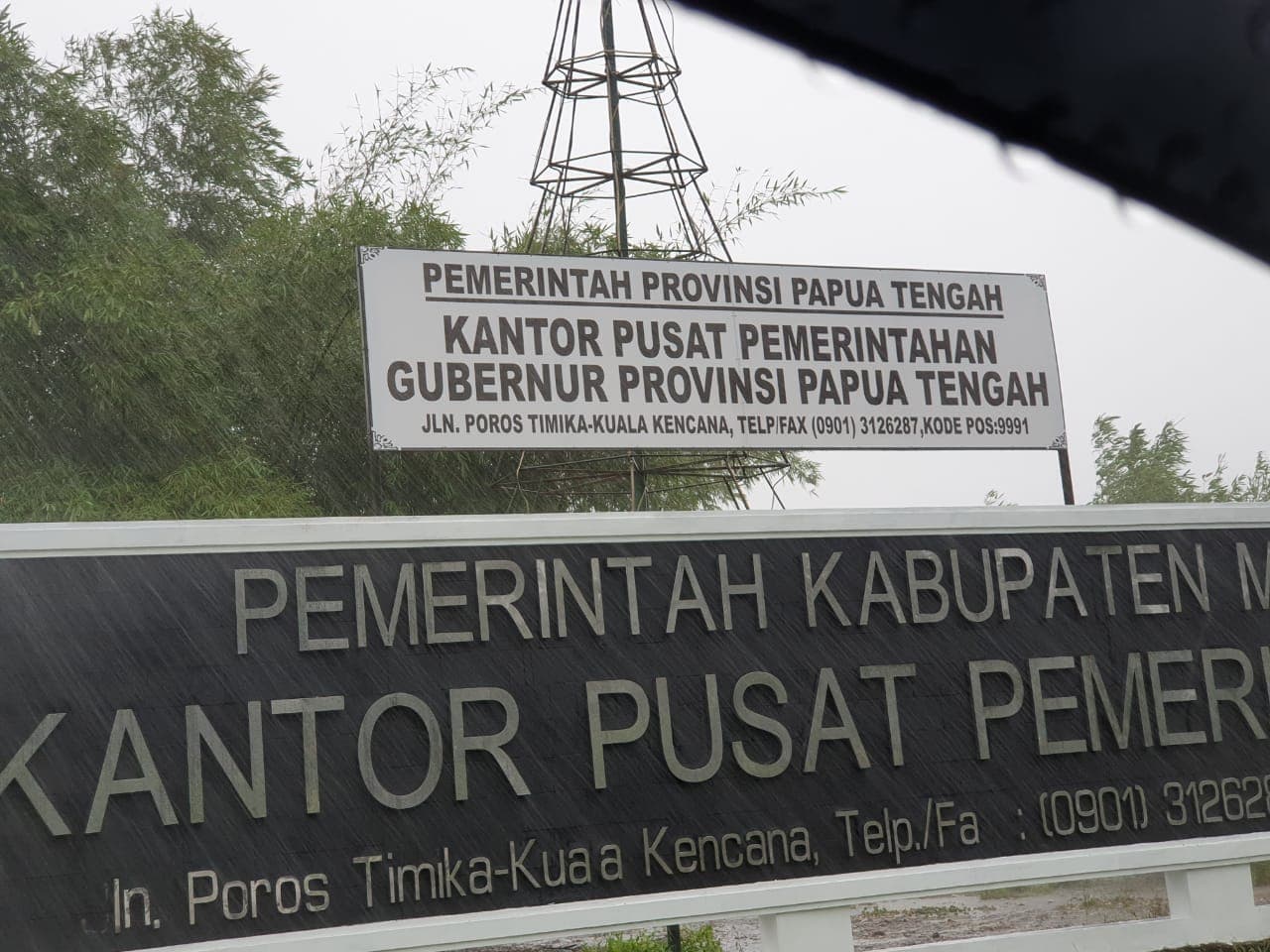 Ilustrasi berita Mimika: Mimpi Pemekaran Papua Tengah Buyar, Papan Nama di Kantor Bupati Mimika Sebaiknya Dicopot