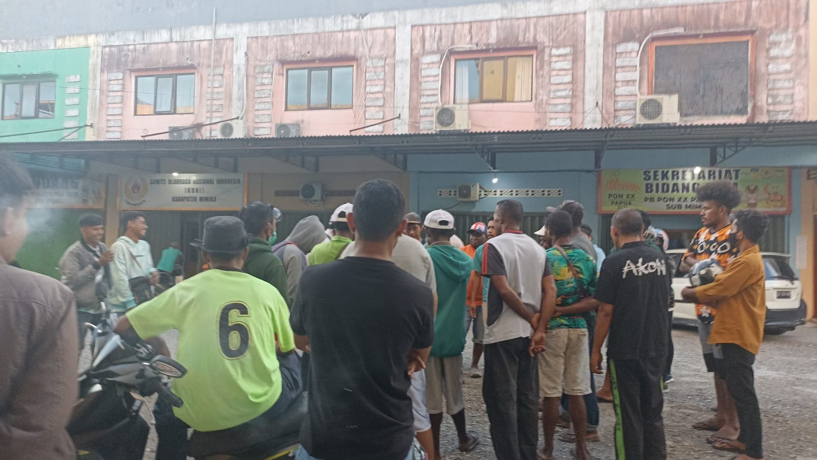 Ilustrasi berita Mimika: Datangi Sekretariat SDM, Besok Pagi Ribuan Relawan PON XX Papua Klaster Mimika Ancam Gelar Aksi Kembali