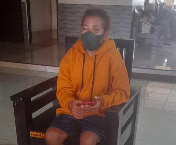Ilustrasi berita MIMIKA: Gara-gara Ikut Terekam Tik-Tok, Seli Nyaris Dikeroyok Keluarga AP, Berbuntut Kantor Polsek Mimika Baru
