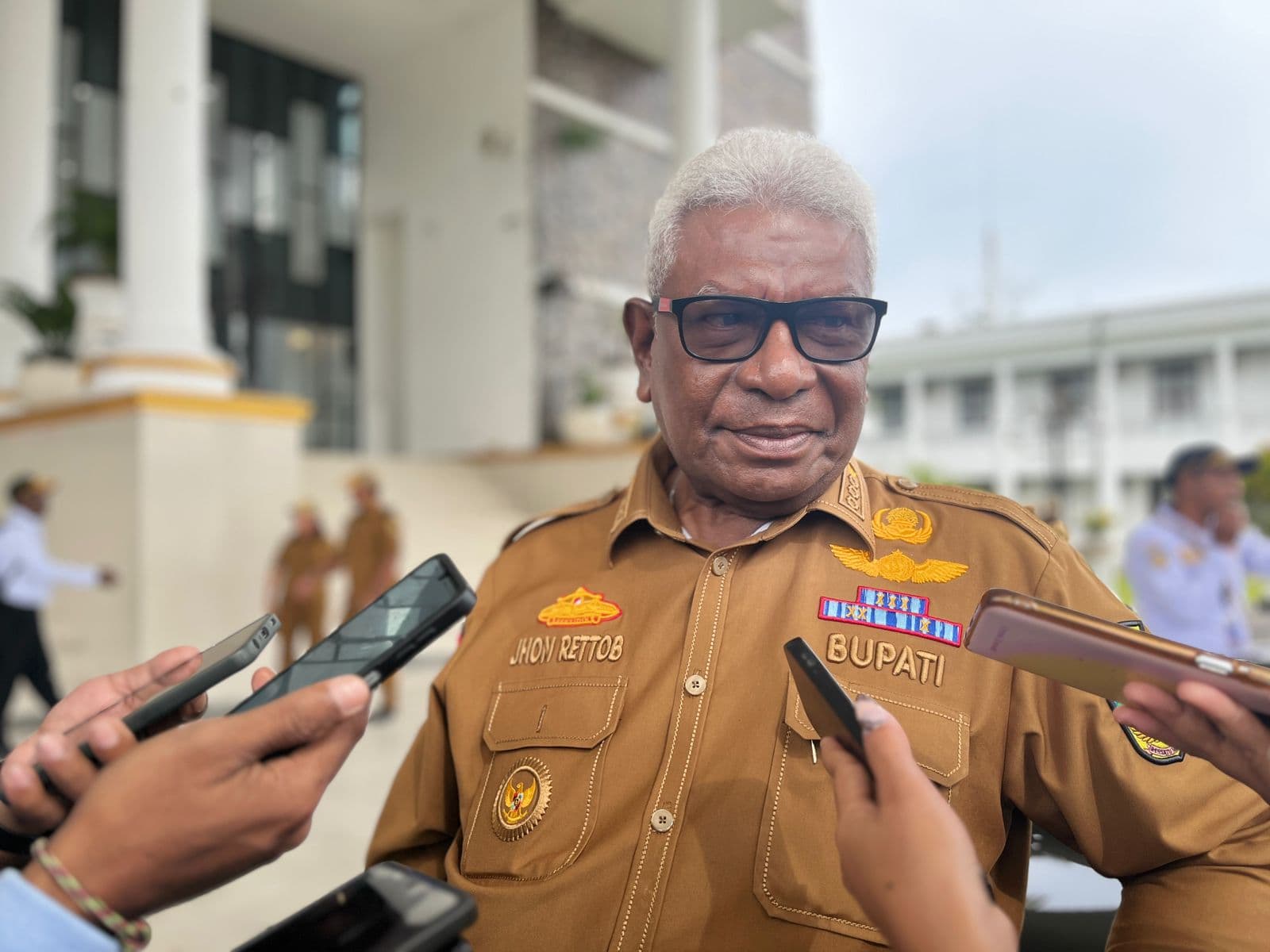 Ilustrasi berita MIMIKA: Dipicu Pengelolaan Perusahan yang Amburadul, Bupati Mimika : 7 Pengurus PT MAS Hanya Karateker 6 Bulan untuk Benahi Keuangan
