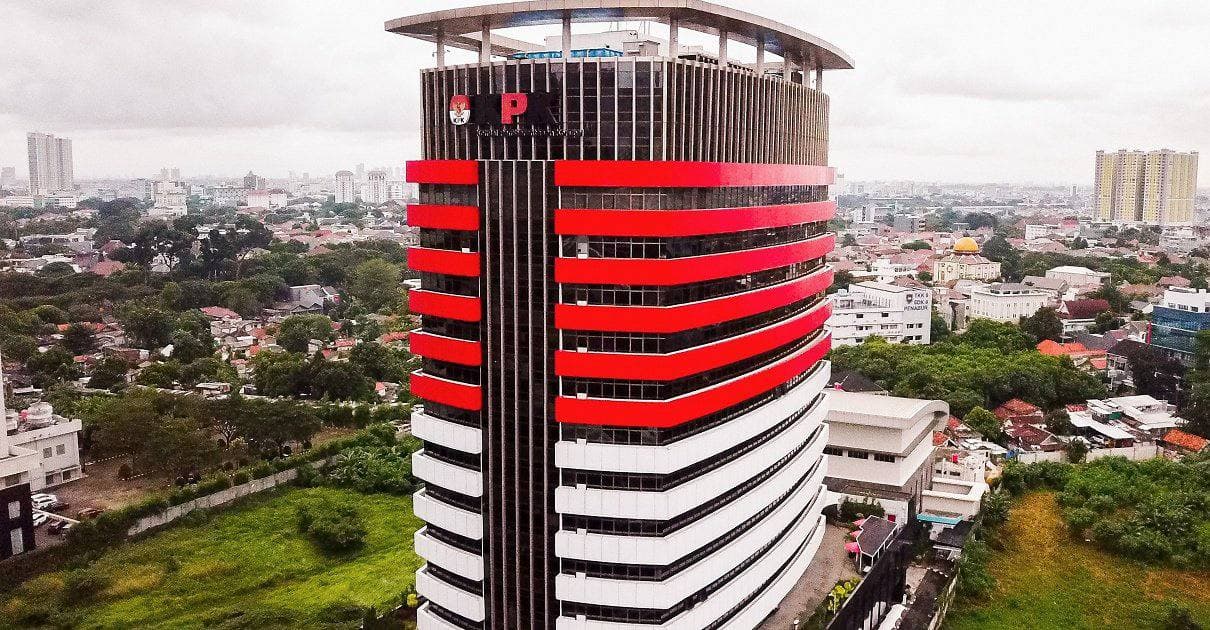 Ilustrasi berita NASIONAL: KPK Bawa Bupati, Wabup hingga Pejabat PUPR ke Jakarta, Diduga Terkait Fee Proyek