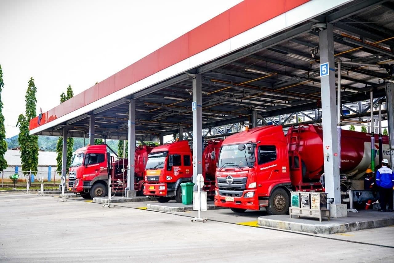 Ilustrasi berita NASIONAL: Pertamina Tambah Penyaluran 450 Ribu Liter Minyak Tanah di Papua-Maluku Selama Libur Idul Adha