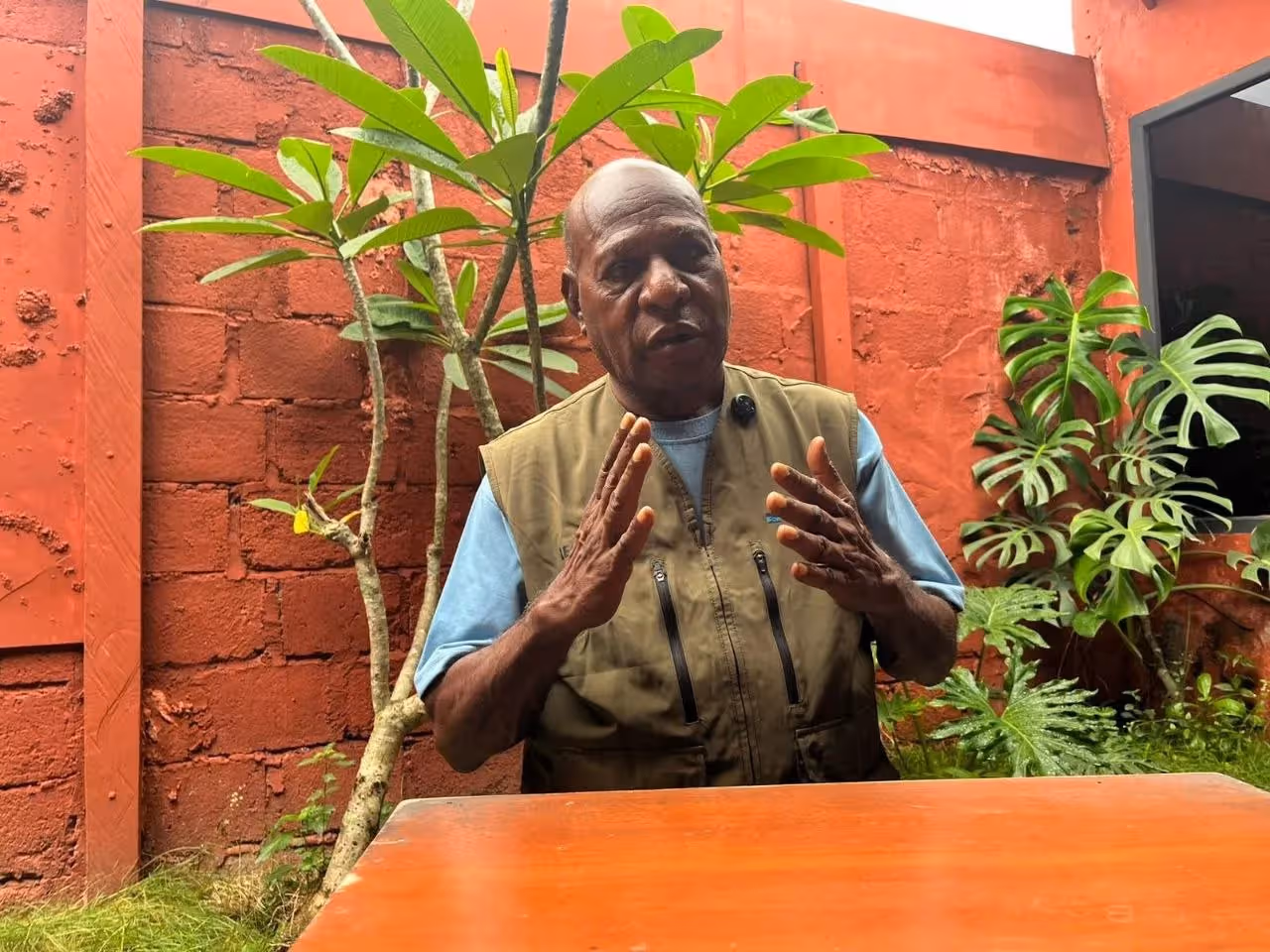 Marianus Maknaipeku.