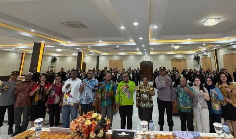 Ilustrasi berita Mimika: 80 Pejabat Pemkab Mimika Ikuti Pelatihan Kepemimpinan, Didorong Tinggalkan Pola Kerja Lama