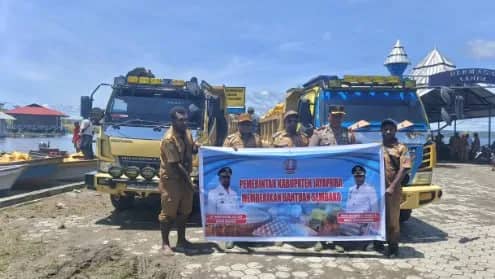 Pemerintah Kabupaten Jayapura mulai menyalurkan bantuan logistik kepada masyarakat yang terdampak luapan air Danau Sentani, Senin (13/4/2026).