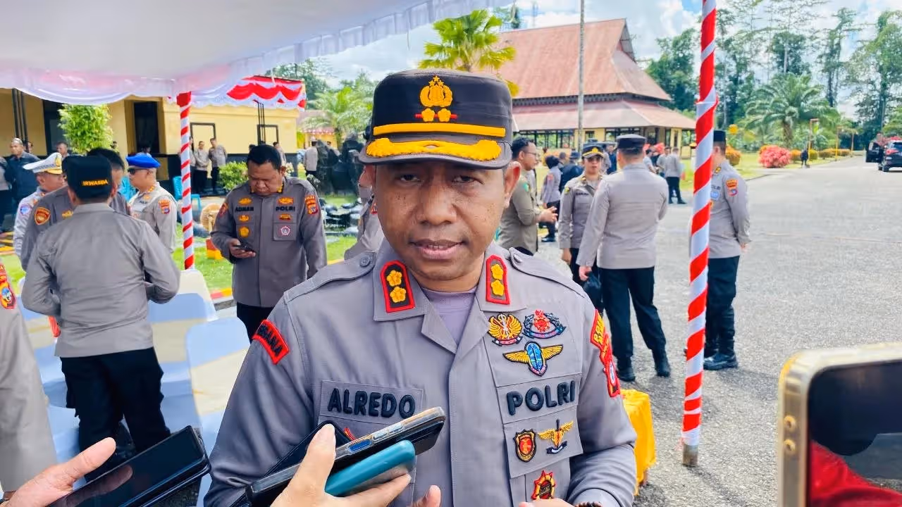 Kapolres Mimika, AKBP Alredo Rumbiak
