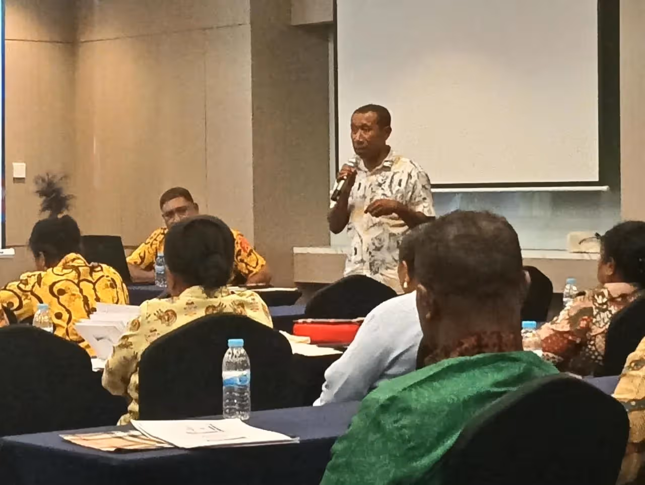 Pelatihan Peningkatan Sumber Daya Manusia (SDM) UMKM di Hotel Swisbel Biak, Kamis (10/9/2026).