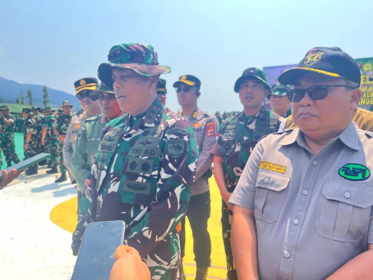 Ilustrasi berita Papua Tengah: Lebih dari 2.000 Personel TNI Dikerahkan Atasi Karhutla di Papua