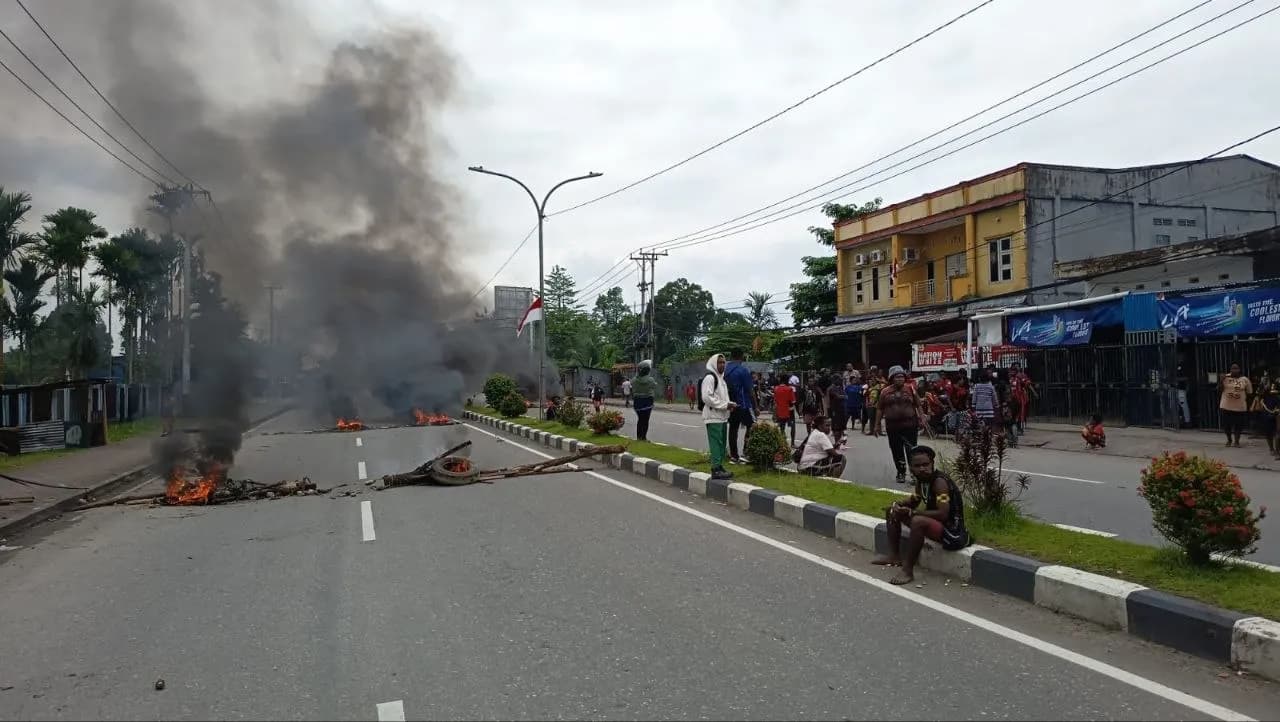 Ilustrasi berita Mimika: Sertifikat Ganda Diduga Jadi Pemicu Aksi Pemalangan Jalan Cenderawasih Timika