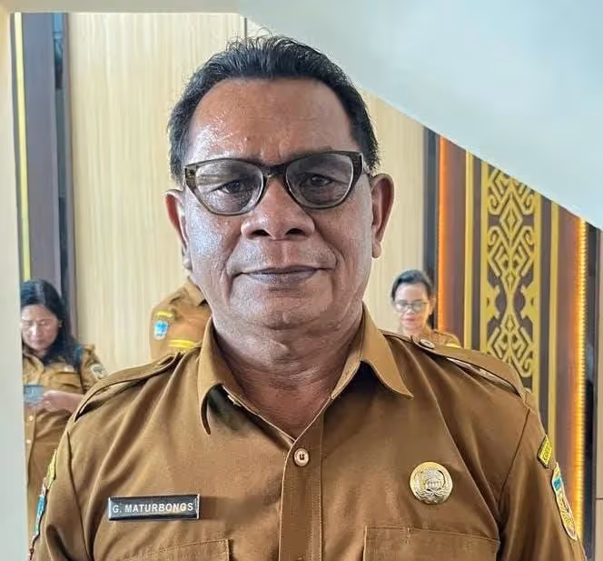 Plt Kepala Dinas Kesehatan Kabupaten Mimika, Godfried Maturbongs.