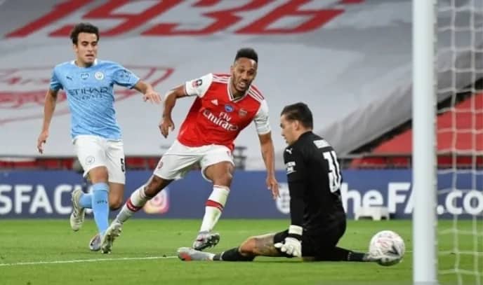 Ilustrasi berita Olahraga: Dua Gol Aubameyang Bawa Arsenal Menuju Final Piala FA