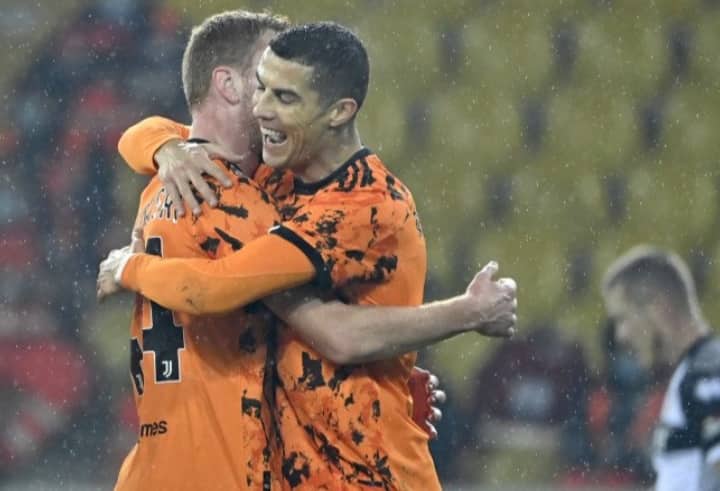 Ilustrasi berita Olahraga: Cristiano Ronaldo Sumbang 2 Gol, Juventus Libas Parma 4 Nol Tanpa Balas