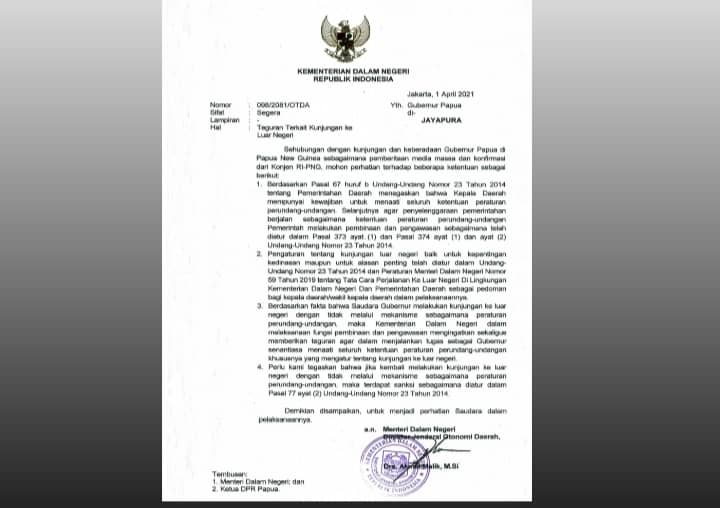 Gubernur Papua keluar negeri