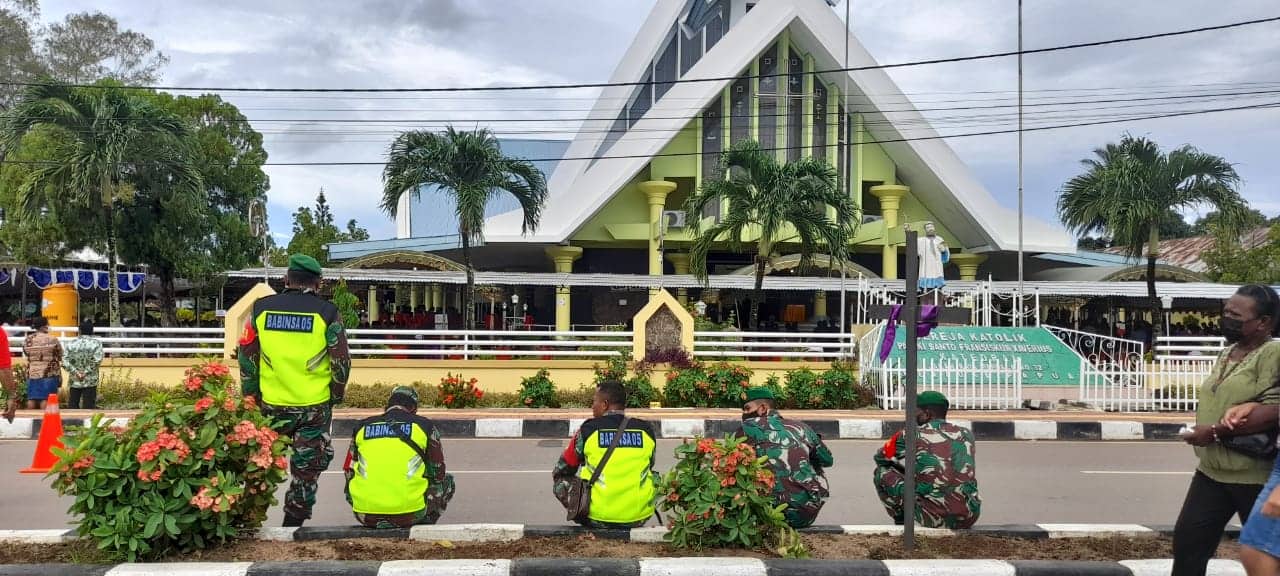 Ilustrasi berita Papua: Ibadah Jumat Agung Umat Kristiani di Merauke Dikawal Ketat Aparat TNI/Polri