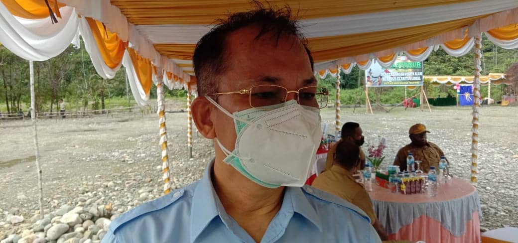 dr Leonard Pardede
