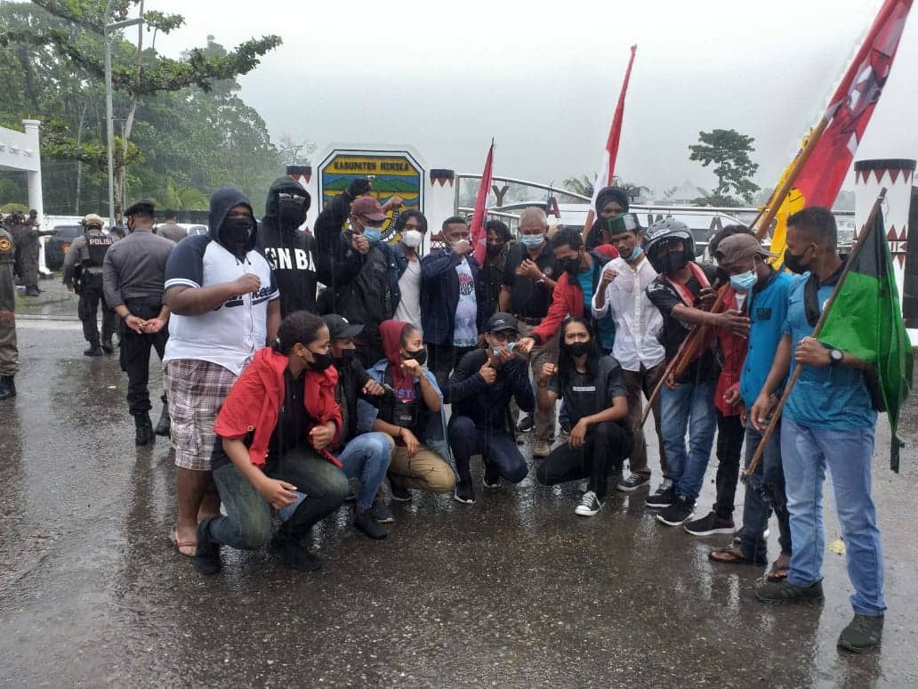 Ilustrasi berita Mimika: Dua Organisasi Kepemudaan Kecam Pernyataan Ketua KNPI Mimika, Anggap Ada Muatan Politik