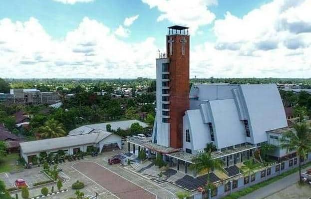Ilustrasi berita Mimika: Pandemi Covid-19 Kian Meluas, Paroki St Stefanus Sempan Timika Keluarkan 7 Keputusan yang Wajib Diketahui Umat