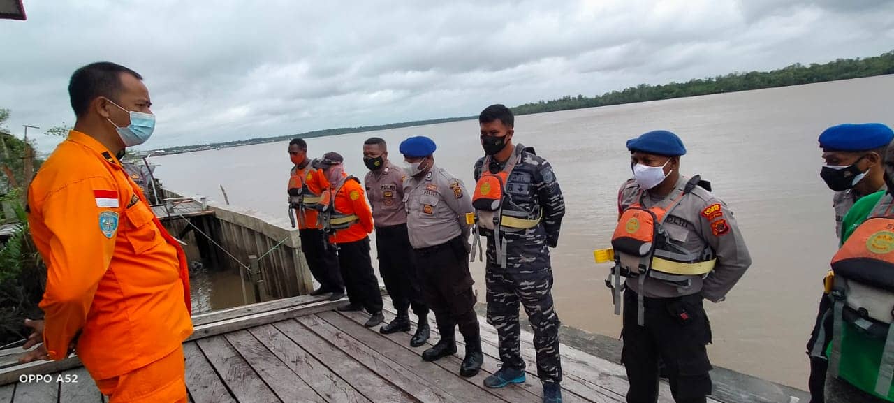 Pencarian perahu fiber hilang di Asmat