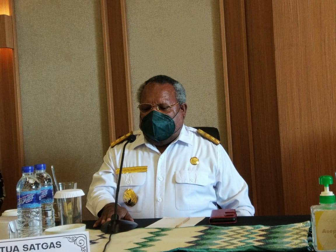 Ilustrasi berita Mimika: Sekolah di Mimika Mulai Tatap Muka, Bupati : Banyak Orang Tua Tidak Punya HP, Anak 12 Tahun Harus Divaksin