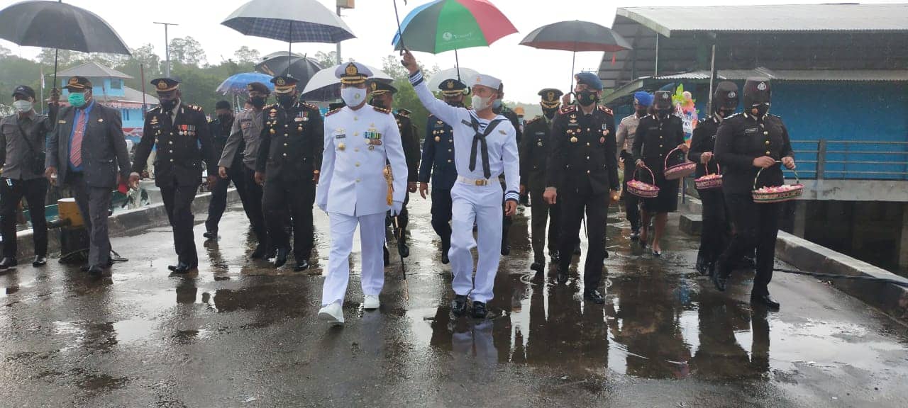Persiapan Tabur Bunga memperingatu HUT 17 Agustus di Pelabuhan Pomako Timika