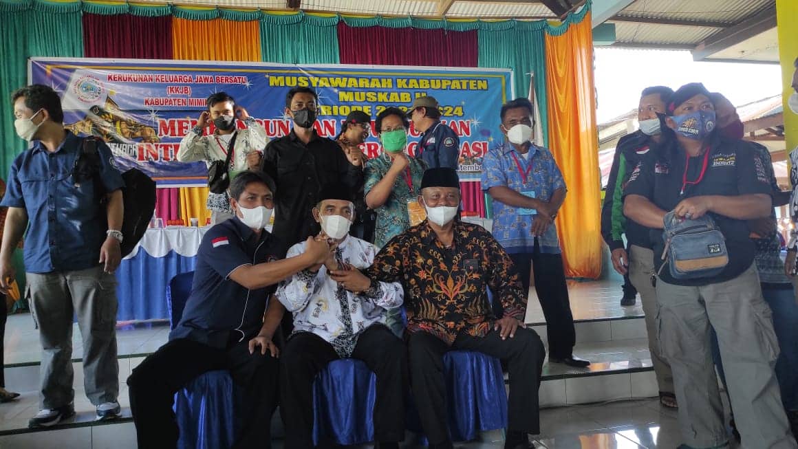 Ilustrasi berita pinpost: H. Syaikuri Terpilih Secara Aklamasi Sebagai Ketua Umum Kerukunan Keluarga Jawa Bersatu (KKJB) Periode 2021-2024