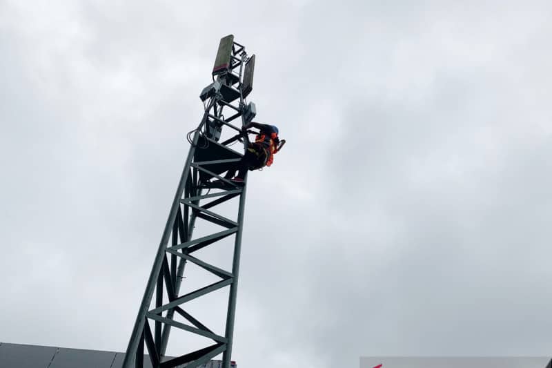 Telkomsel saat melakukan sejumlah optimalisasi jaringan di kota Sorong