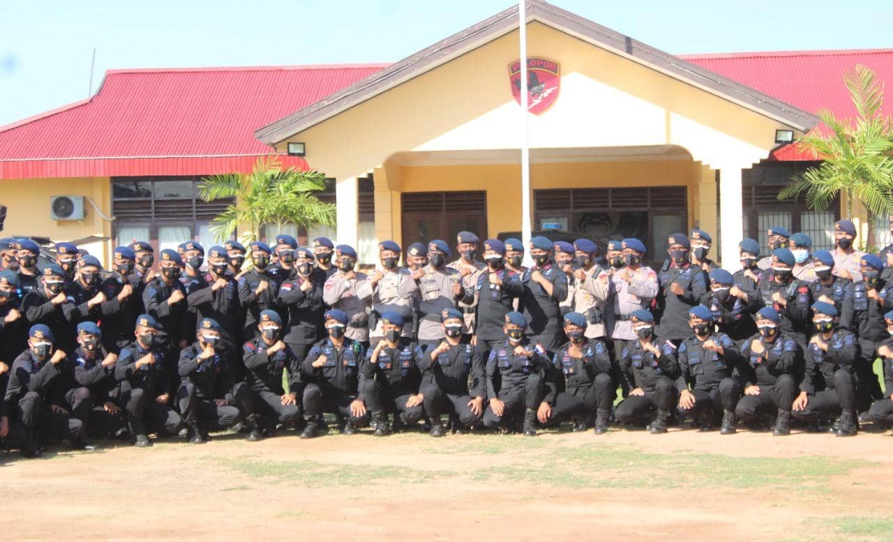 Brimob Gorontalo bersama Brimob Merauke. (Foto:Humas Brimob Merauke)