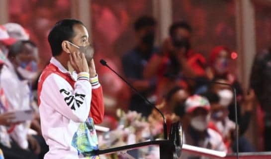 Ilustrasi berita Papua: Gubernur Papua Janjikan Lebih Banyak Senyum daripada Tangis, Jokowi Sapa Dalam Bahasa Daerah