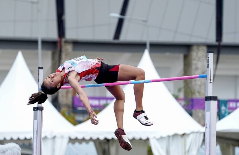 Ni Made Eppi atlet asal Bali taklukan lompat tinggi setinggi 174cm pada Pekan Olahraga Nasional (PON) XX Papua di arena atletik Mimika Sport Complex, Selasa (12/10/2021). Foto: Humas PPM/Fernando Rahawarin